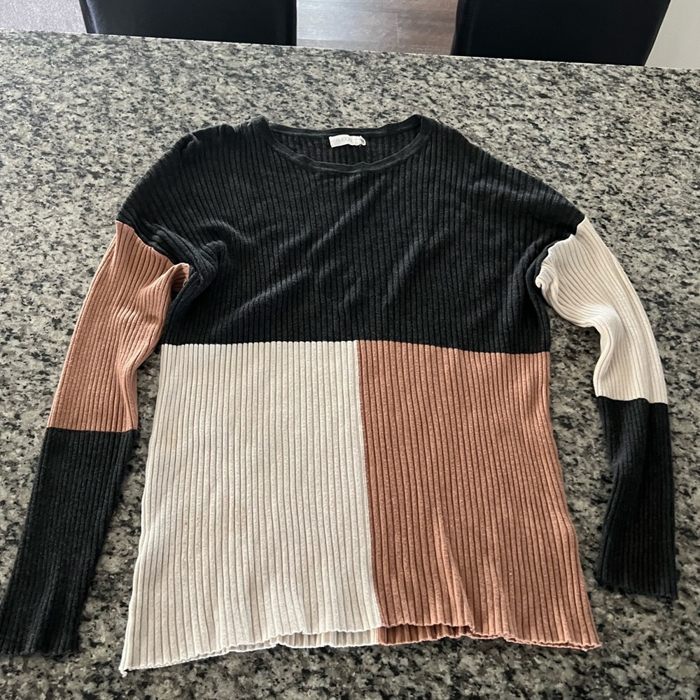 Roolee sweater